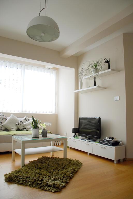 Apartments Iva ติวัต ภายนอก รูปภาพ